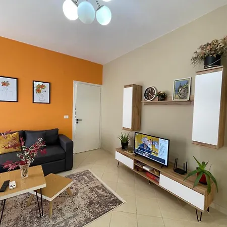 Apartment Arol Apartment, Golem